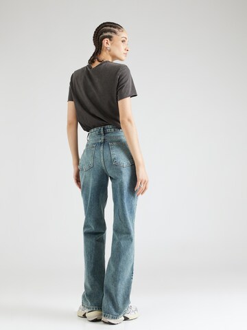 Trendyol Loose fit Jeans in Blue