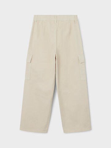 Loosefit Pantaloni 'Bella' di NAME IT in beige