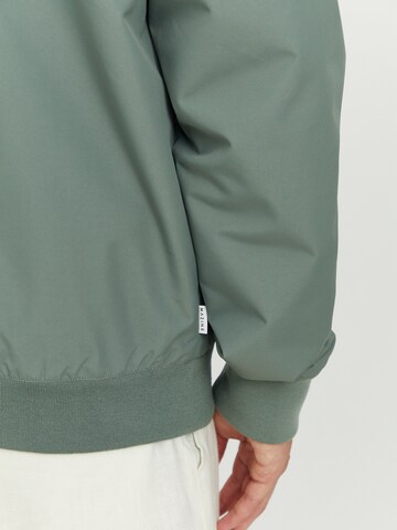 mazine Between-Season Jacket ' Camper Light Jacket ' in Green