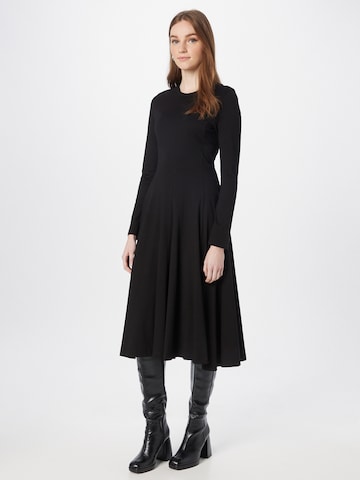 3.1 Phillip Lim - Vestido en negro: frente