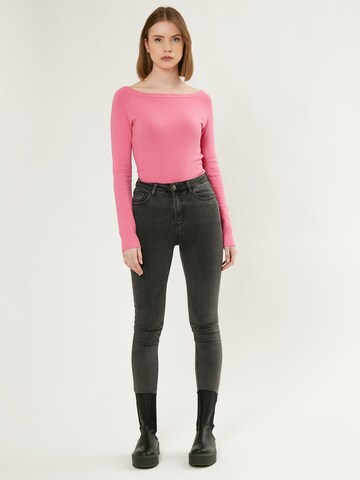 Influencer Pullover in Pink