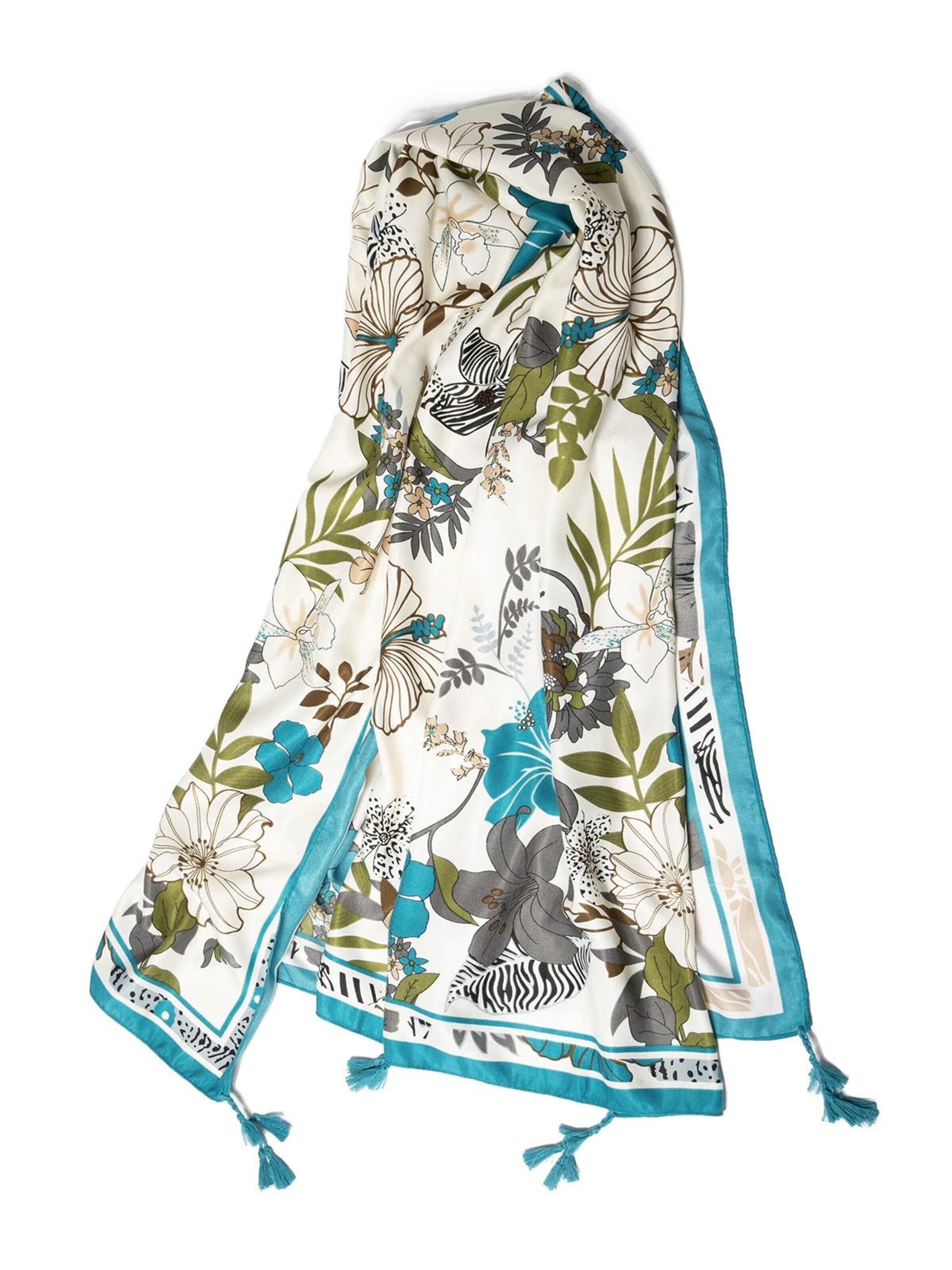 MayTree Beach Towel in Blue: front