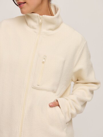 A LOT LESS - Chaqueta de entretiempo en blanco