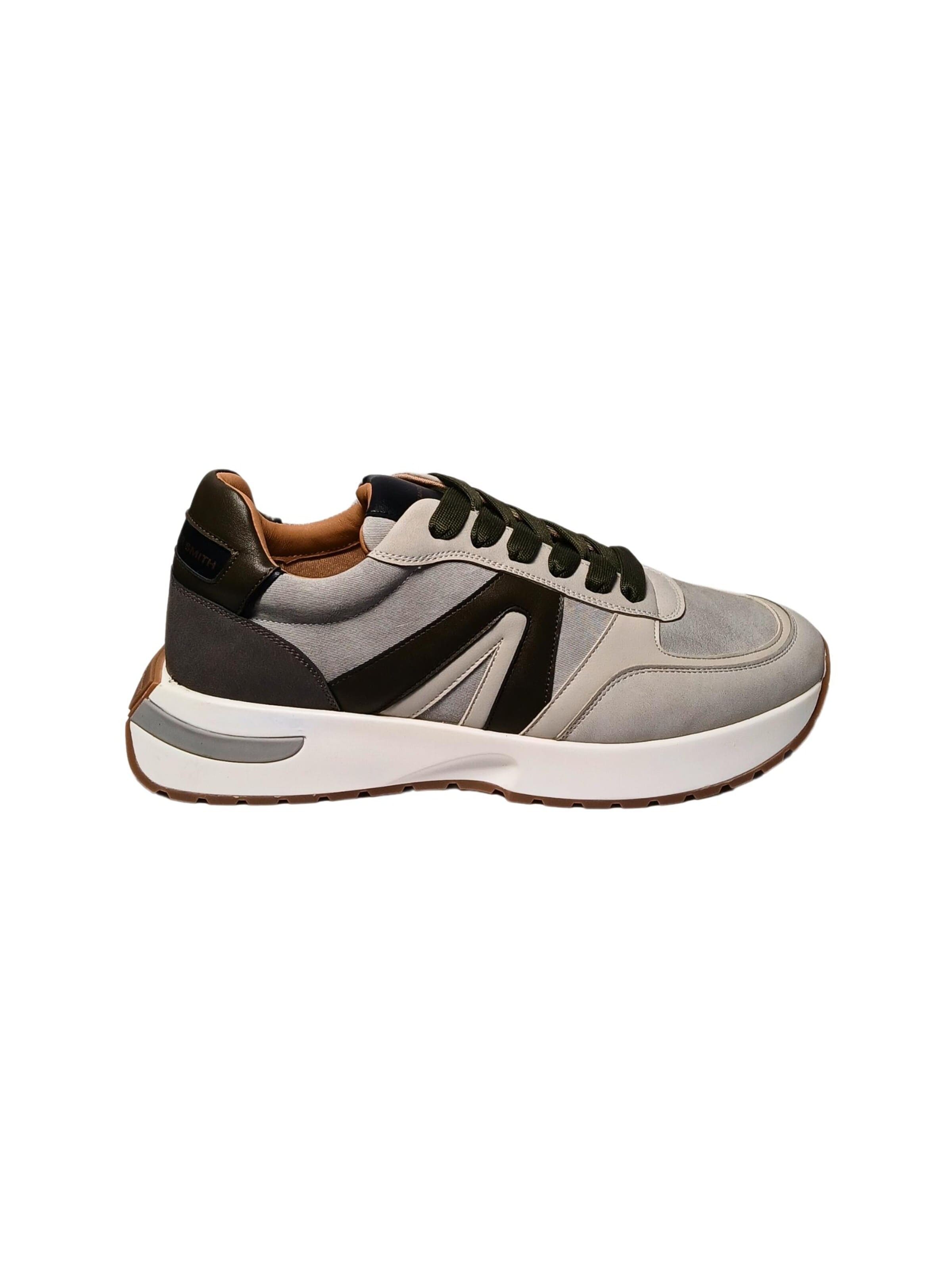Baskets basses Alexander Smith en gris : devant