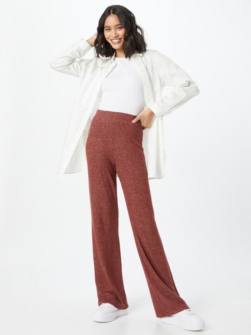 évasé Pantalon 'Lisey' ABOUT YOU en marron