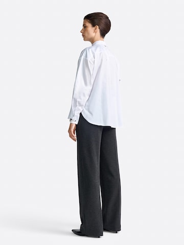 Wide leg Pantaloni de la Rich & Royal pe negru