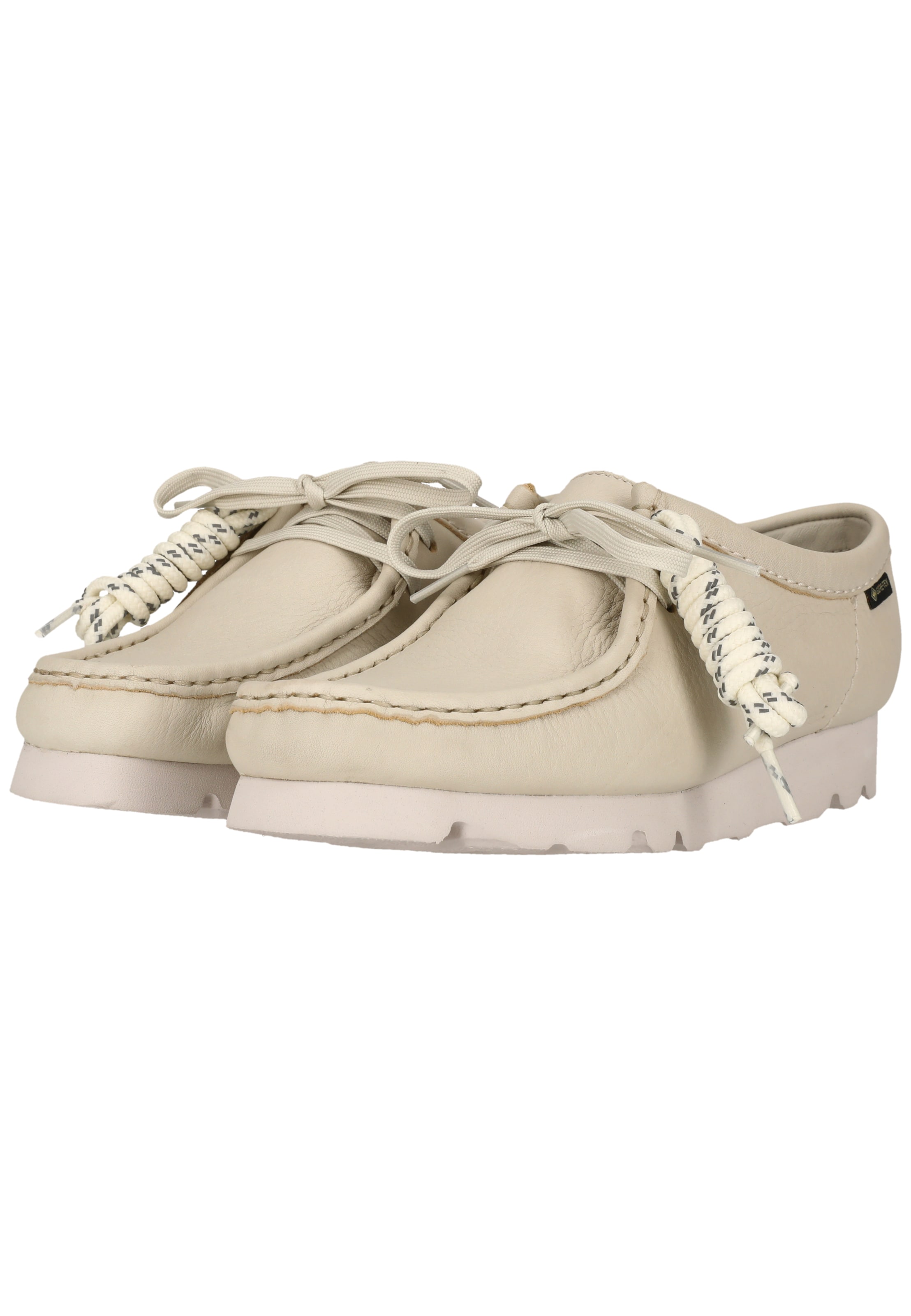 CLARKS Lace-up shoe 'Wallebee' in White