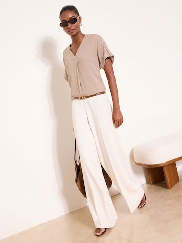 Camicia da donna di Lipsy in beige