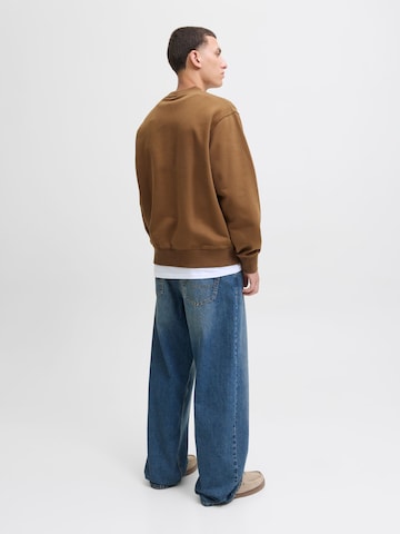 JACK & JONES - Sudadera 'JJEUrban Edge' en marrón