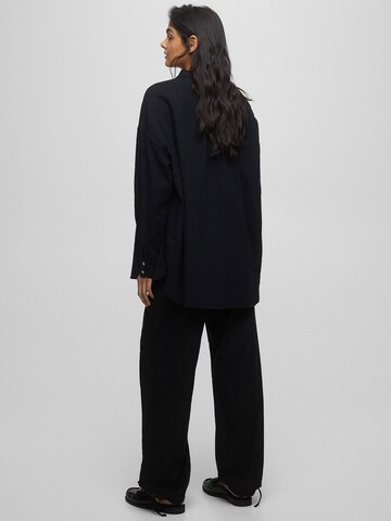 Pull&Bear Loosefit Broek in Zwart