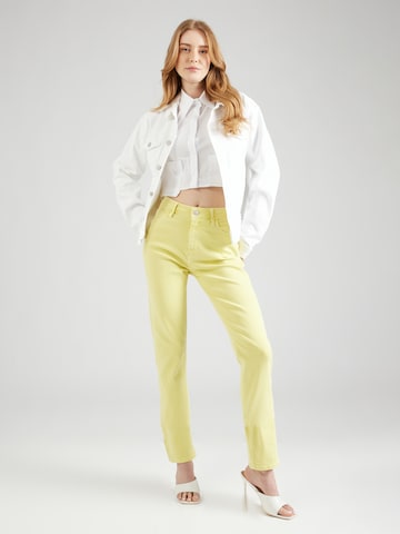 Coupe slim Jean 'Iconic' ESPRIT en jaune