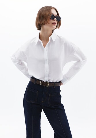 OXXO Blouse in White