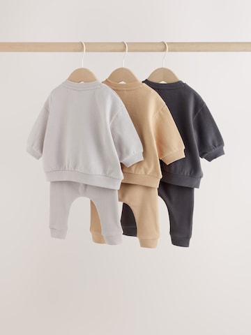 Set Next en beige