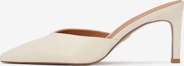 Mule Kazar en blanc : devant