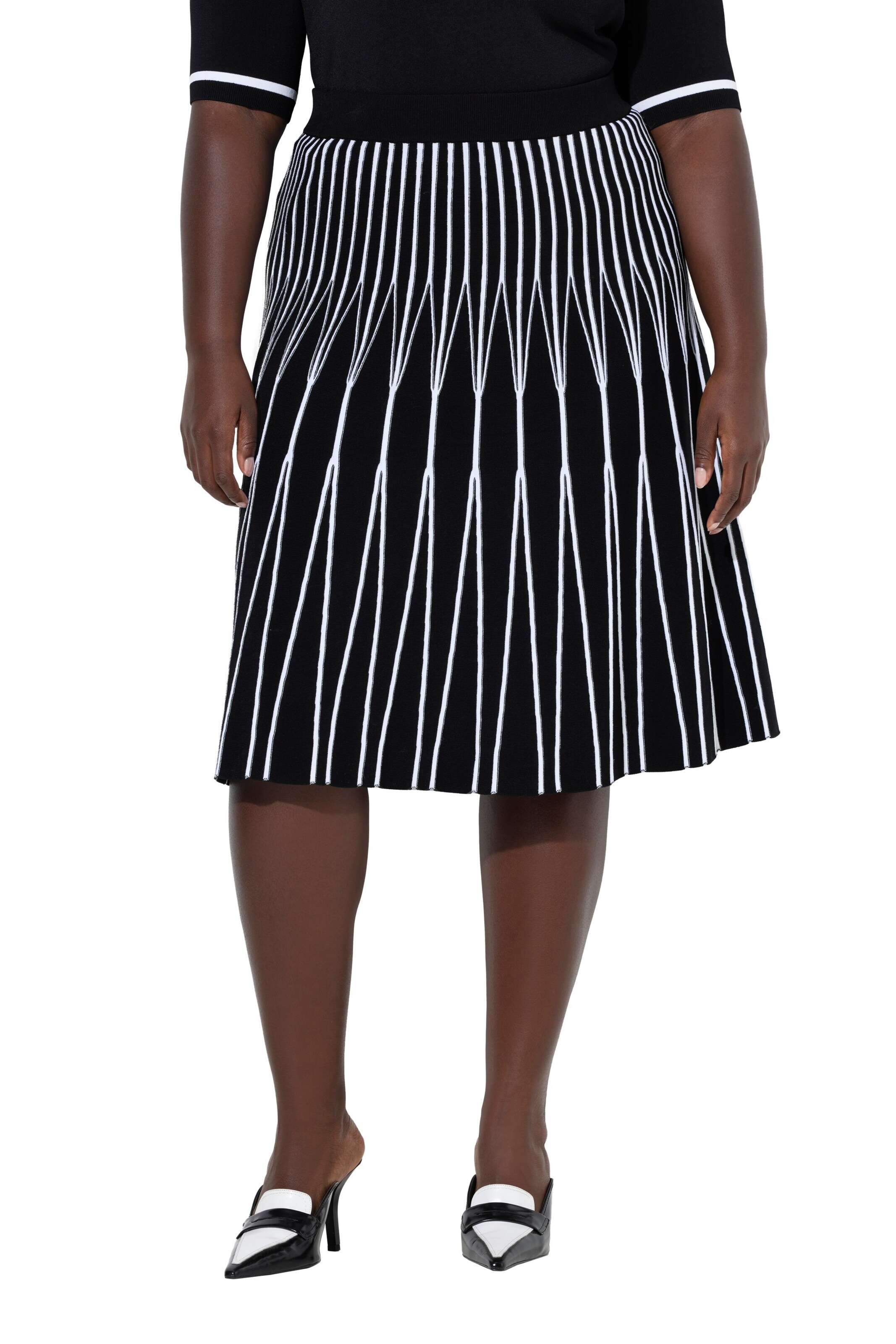 Ulla Popken Rok in Zwart: voorkant