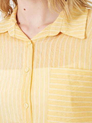 Bigdart - Blusa em amarelo
