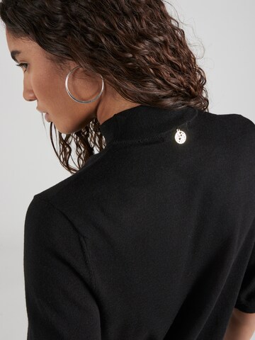 Pull-over 'Prana' Claire en noir