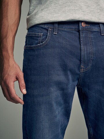 Regular Jean Next en bleu