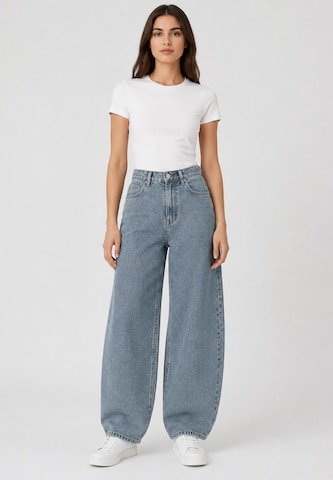 Elara Vat Jeans in Blauw