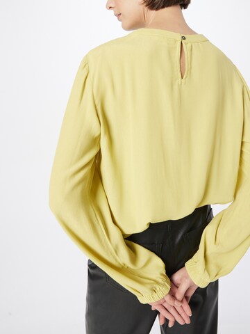 s.Oliver Blouse in Yellow