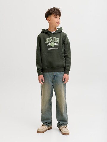 Jack & Jones Junior Sweatshirt in Green