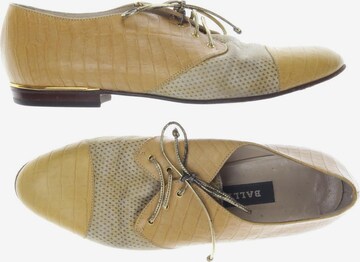 Bally Flats & Loafers in 40 in Yellow: front