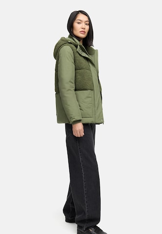 Veste d’hiver 'Sheeta 16' MARIKOO en vert