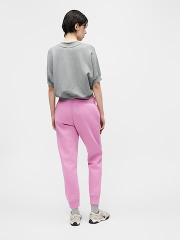 Nike Sportswear Tapered Hose 'Phoenix Fleece' in Pink