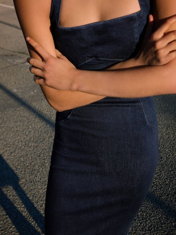 Robe Bershka en bleu