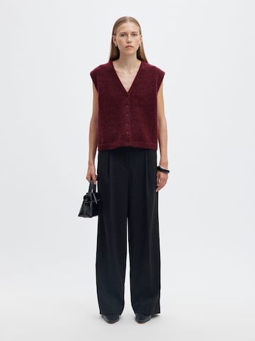 SELECTED - Chaleco de punto en rojo