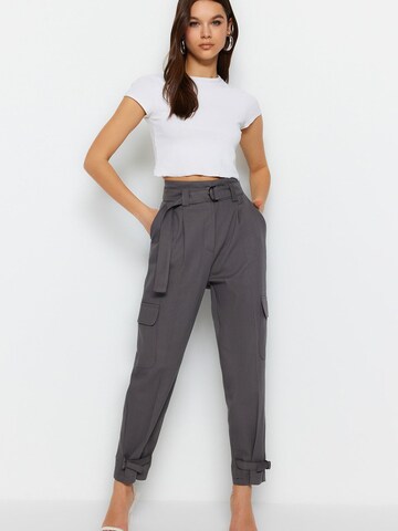 Trendyol Regular Cargo Pants in Grey