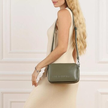 Les Visionnaires Handbag in Green: front