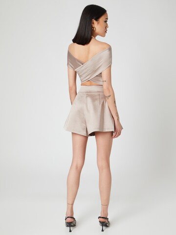 Hoermanseder x About You Regular Shorts 'Juli' (GRS) in Beige