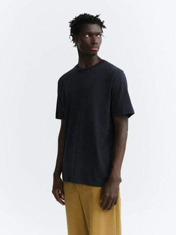 Thinking MU - Camisa 'Zach' em azul: frente
