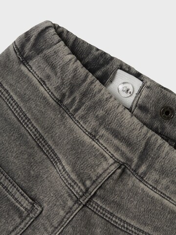 Regular Jean NAME IT en gris