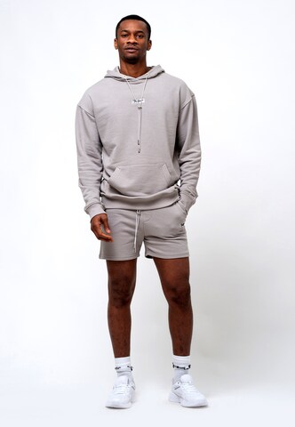 Tom Barron Sports Suit in Grey: front