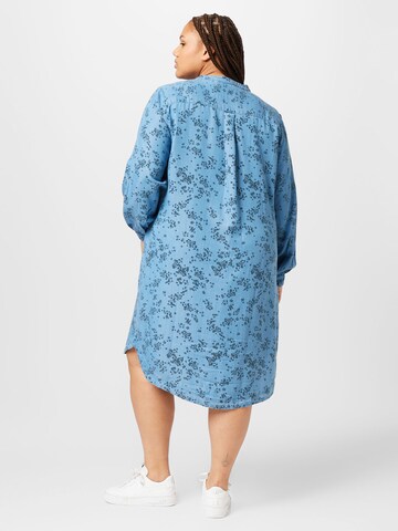 Robe-chemise 'SAVA' Fransa Curve en bleu