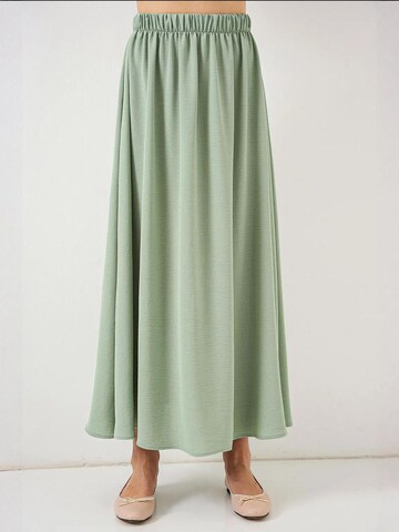 Bigdart Skirt in Green