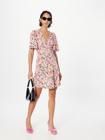 Dorothy Perkins - Vestido em rosa