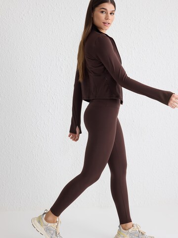 Trendyol Skinny Leggings in Bruin
