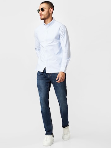 Coupe regular Chemise KnowledgeCotton Apparel en bleu