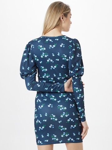 Robe River Island en bleu