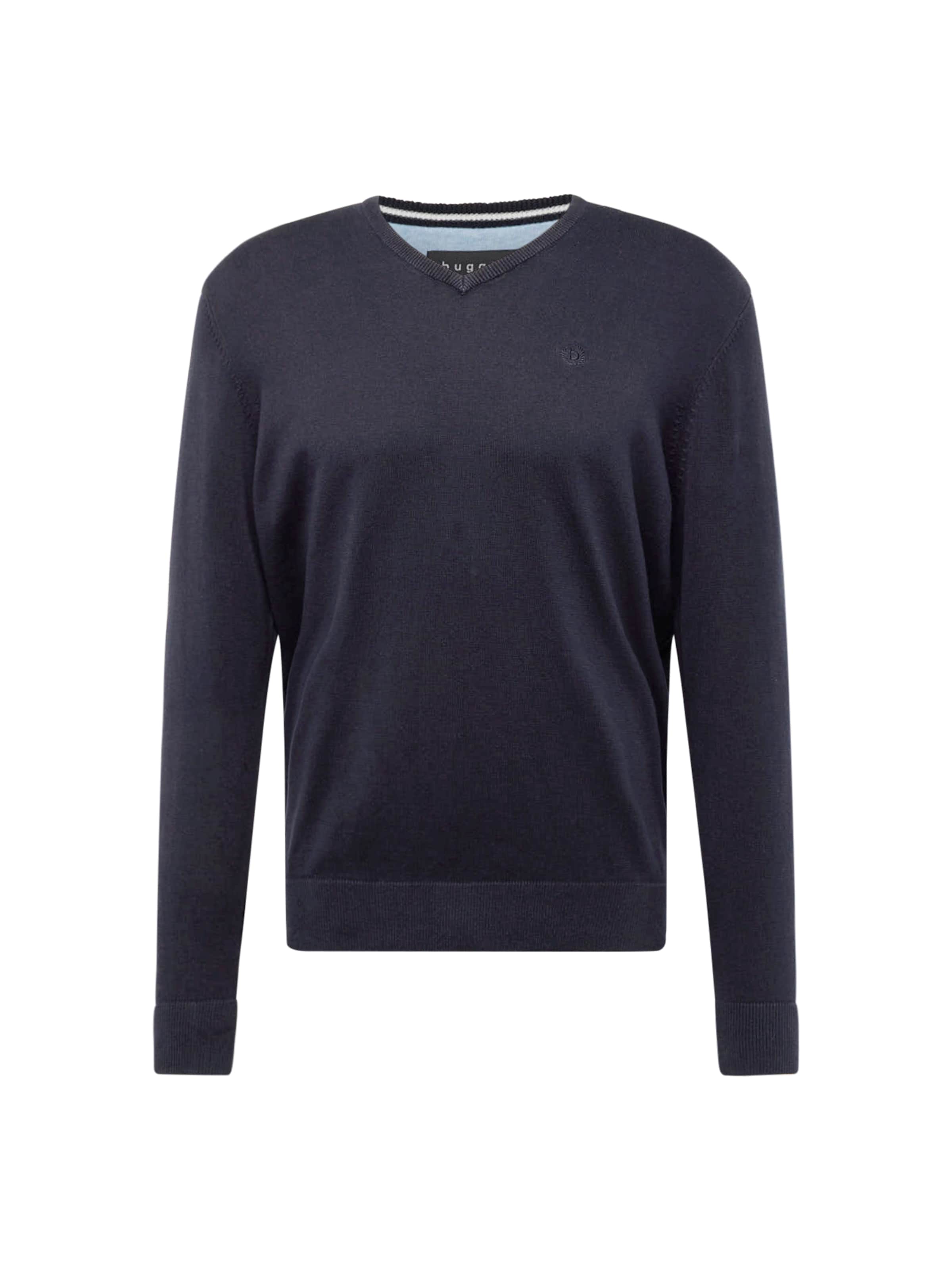 Pulover de la bugatti pe albastru: față