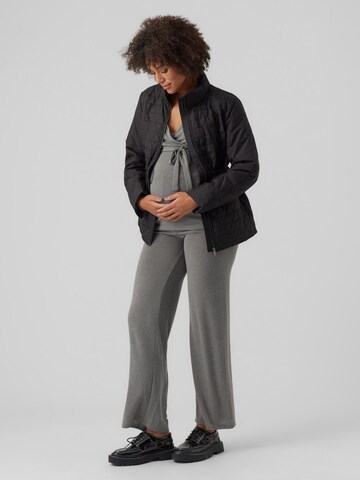 Vero Moda Maternity Демисезонная куртка 'Charlie' в Черный