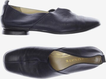 Brunate Flats & Loafers in 38,5 in Blue: front