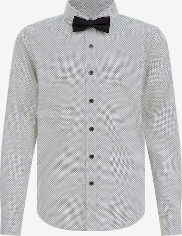 WE Fashion Regular fit Button Up Shirt in White: front