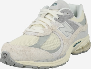 Baskets basses '2002R' new balance en gris : devant