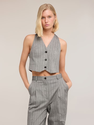 Gilet MOTIVI en gris