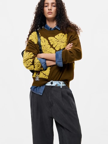Desigual - regular Pantalón plisado en negro