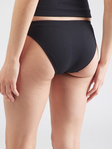Hunkemöller - Braga de bikini en negro